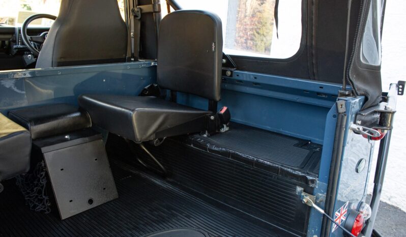 
								1996 Land Rover Defender 90 300Tdi 5-Speed full									