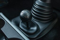 
										1996 Land Rover Defender 90 300Tdi 5-Speed full									