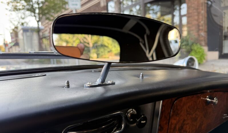 
								1967 Austin-Healey 3000 BJ8 Mk III full									