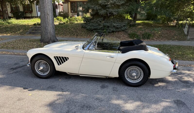 
								1967 Austin-Healey 3000 BJ8 Mk III full									