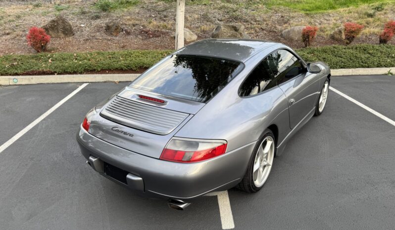 
								2001 Porsche 911 Carrera Coupe 6-Speed full									