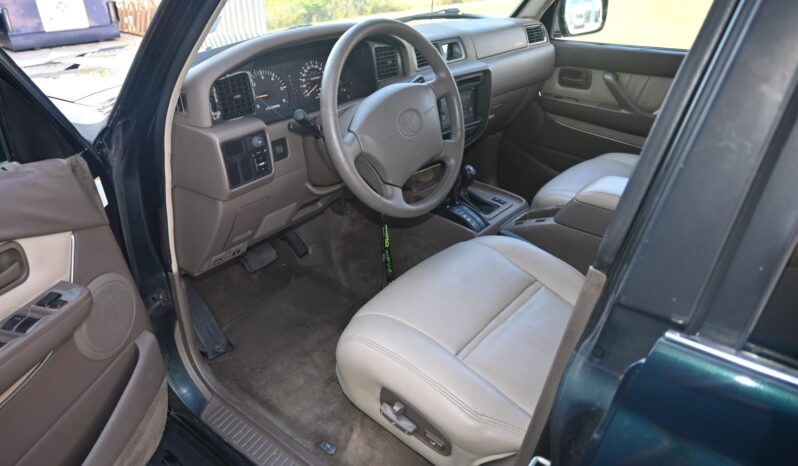 
								1996 Toyota Land Cruiser FZJ80 full									