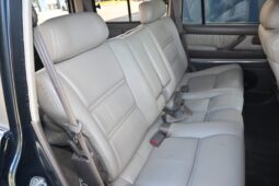
										1996 Toyota Land Cruiser FZJ80 full									