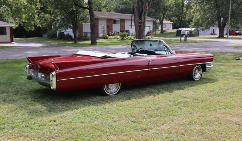 
								1963 Cadillac Series 62 Convertible full									