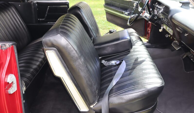 
								1963 Cadillac Series 62 Convertible full									