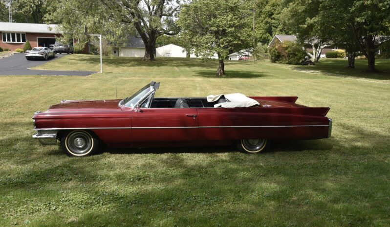
								1963 Cadillac Series 62 Convertible full									