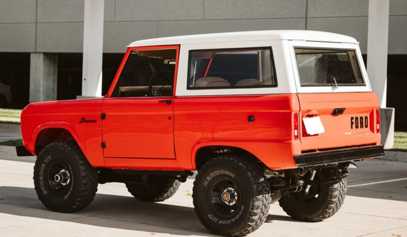 
								1969 Ford Bronco 3-Speed full									