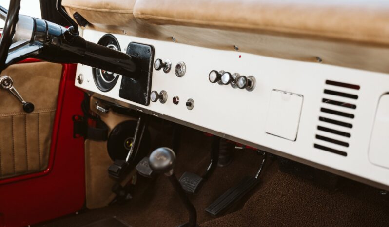 
								1969 Ford Bronco 3-Speed full									