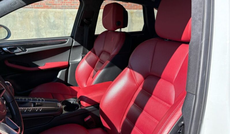 
								2017 Porsche Macan S full									