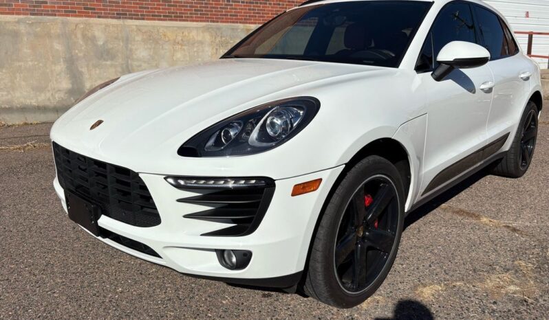 2017 Porsche Macan S 1