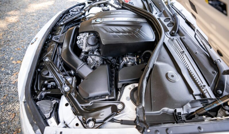 
								2018 BMW M2 6-Speed full									