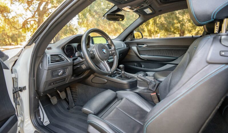 
								2018 BMW M2 6-Speed full									