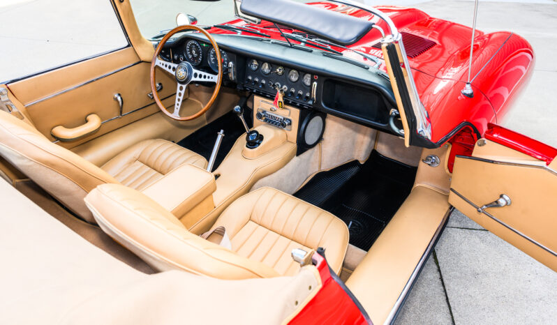 
								1967 Jaguar XKE Series I 4.2 Roadster full									