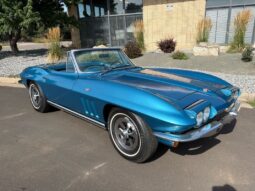 
										1965 Chevrolet Corvette Convertible Nassau Blue full									