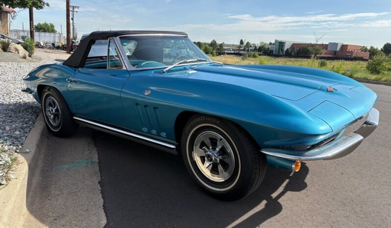 
								1965 Chevrolet Corvette Convertible Nassau Blue full									