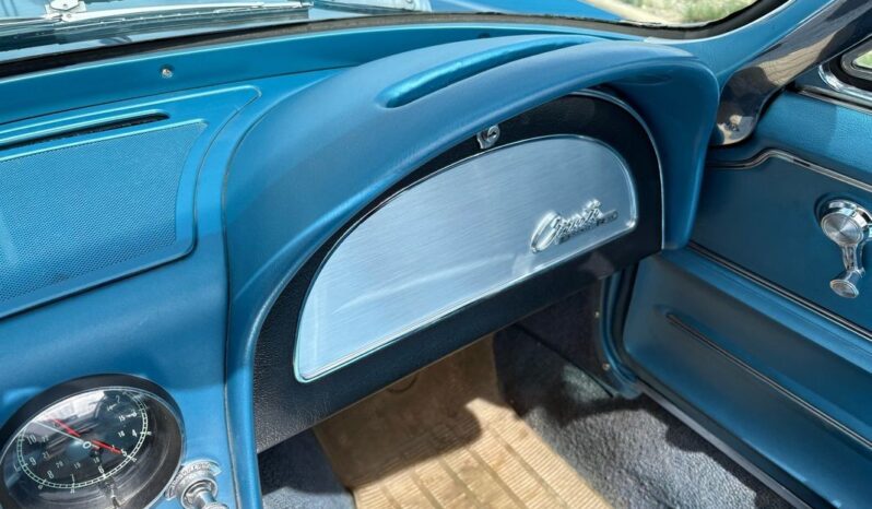 
								1965 Chevrolet Corvette Convertible Nassau Blue full									