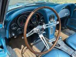 
										1965 Chevrolet Corvette Convertible Nassau Blue full									