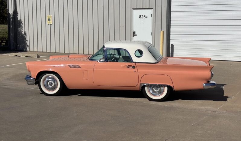 
								1957 Ford Thunderbird full									