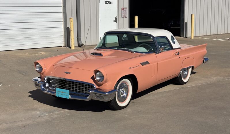 
								1957 Ford Thunderbird full									