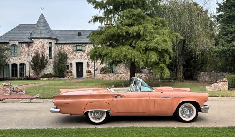 1957 Ford Thunderbird 1