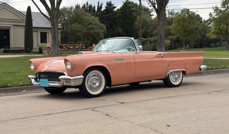 
								1957 Ford Thunderbird full									
