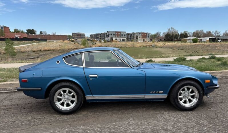 
								1977 Datsun 280Z Coupe full									