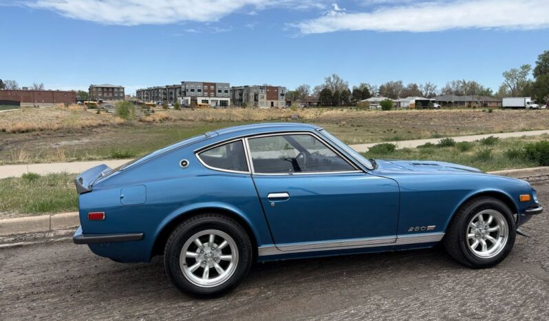 
								1977 Datsun 280Z Coupe full									