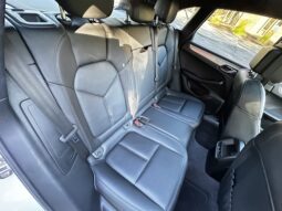 
										2015 Porsche Macan Turbo full									