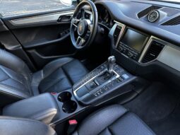 
										2015 Porsche Macan Turbo full									