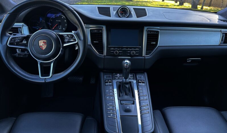 
								2015 Porsche Macan Turbo full									