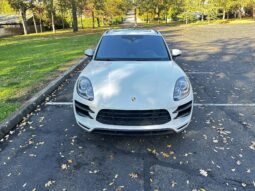 2015 Porsche Macan Turbo 2