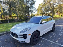 
										2015 Porsche Macan Turbo full									