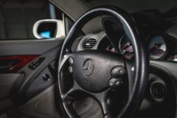 
										2005 Mercedes-Benz SL55 AMG full									
