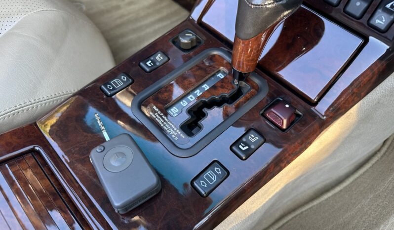 
								1993 Mercedes-Benz 600SL full									