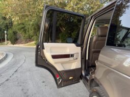 
										2011 Land Rover Range Rover HSE Luxury full									