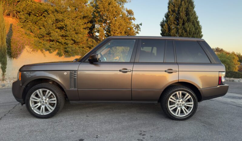 
								2011 Land Rover Range Rover HSE Luxury full									