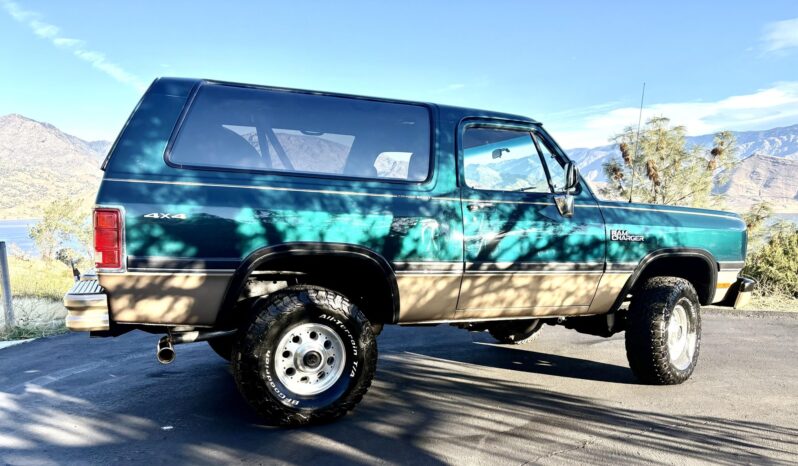 
								1993 Dodge Ramcharger Canyon Sport 4×4 full									