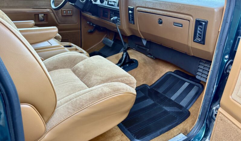 
								1993 Dodge Ramcharger Canyon Sport 4×4 full									