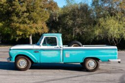 
										1966 Ford F-250 Custom 4-Speed full									