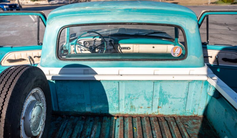 
								1966 Ford F-250 Custom 4-Speed full									