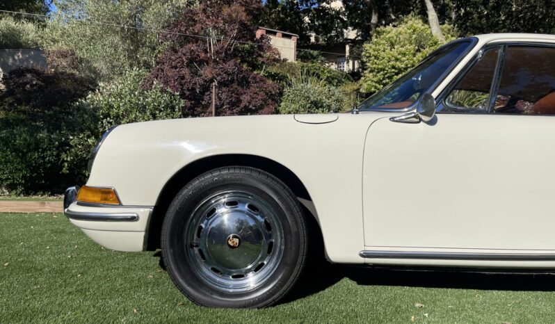 
								1966 Porsche 912 Coupe 5-Speed full									