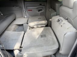 
										2006 GMC Yukon XL SLT 8.1L 4×4 full									