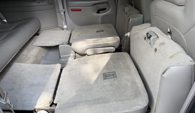 
								2006 GMC Yukon XL SLT 8.1L 4×4 full									