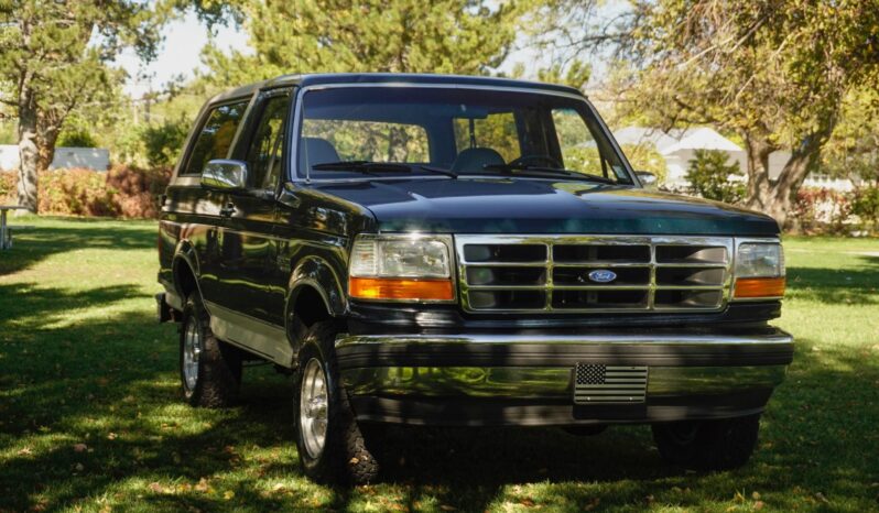 1993 Ford Bronco Eddie Bauer 1