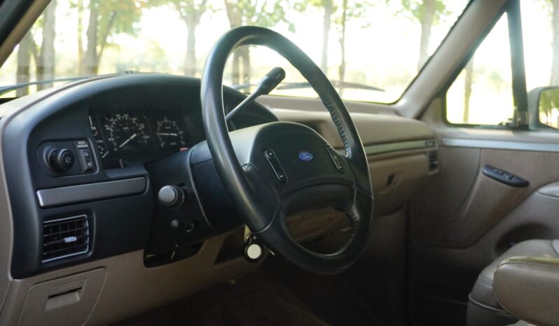 
								1993 Ford Bronco Eddie Bauer full									