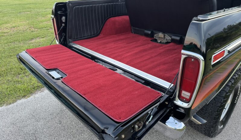 
								1979 Ford Bronco Chromatic 4-Speed full									