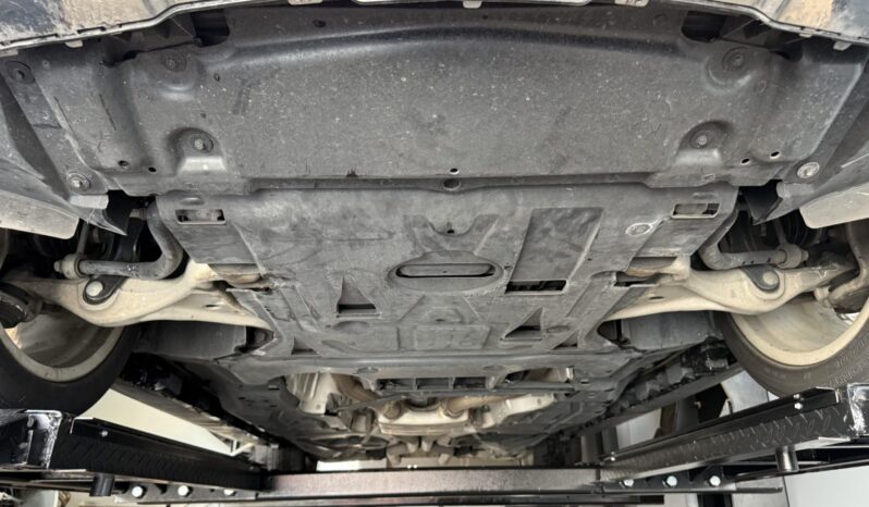 
								2013 Mercedes-Benz GL550 4MATIC full									