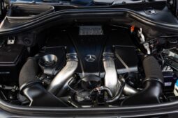 
										2013 Mercedes-Benz GL550 4MATIC full									