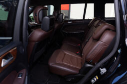 
										2013 Mercedes-Benz GL550 4MATIC full									