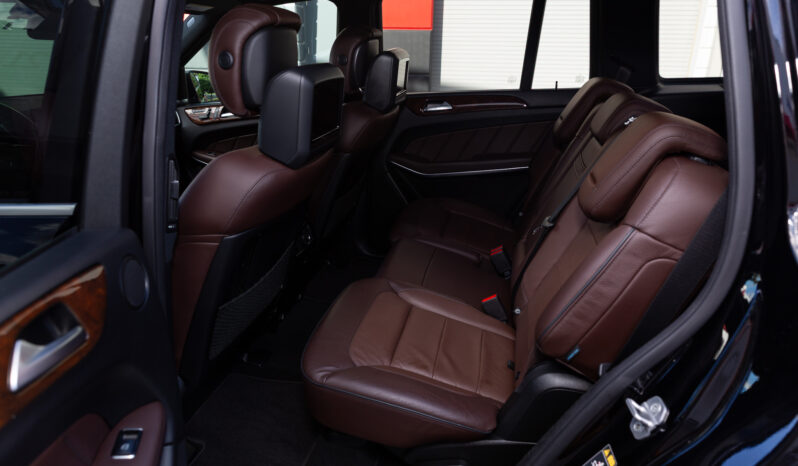 
								2013 Mercedes-Benz GL550 4MATIC full									